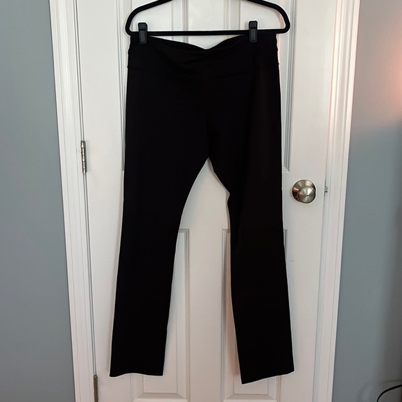 lululemon athletica Pants - Lululemon Black Wide Leg Pants -‎ Size 12